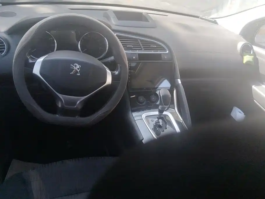 Peugeot 3008 — миниатюра 12