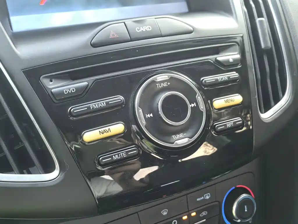 Ford Focus — миниатюра 17