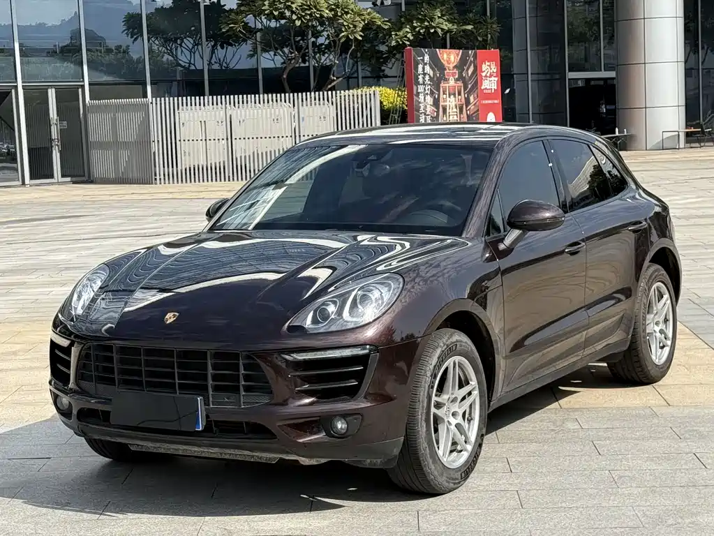 Porsche Macan 2016