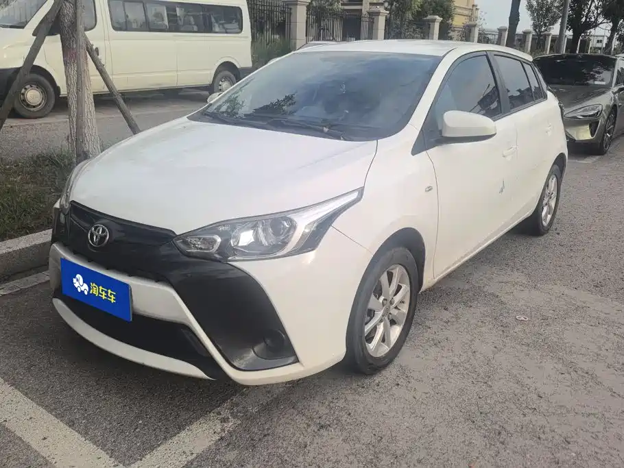 Toyota Yaris L