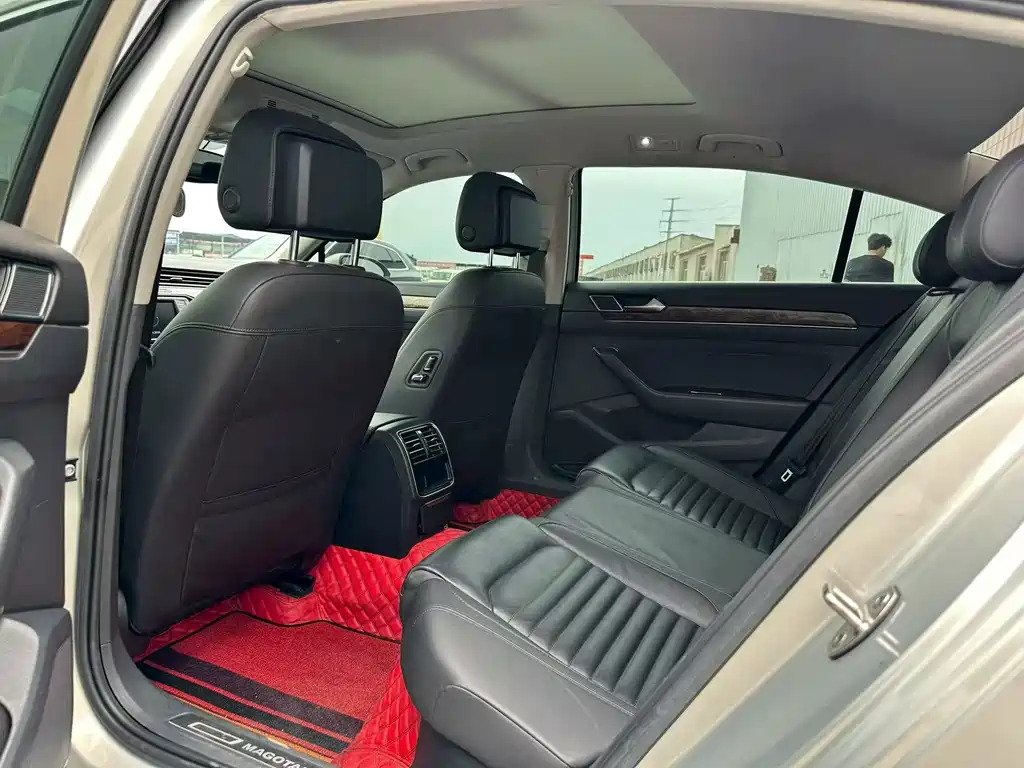 Volkswagen Magotan — миниатюра 6