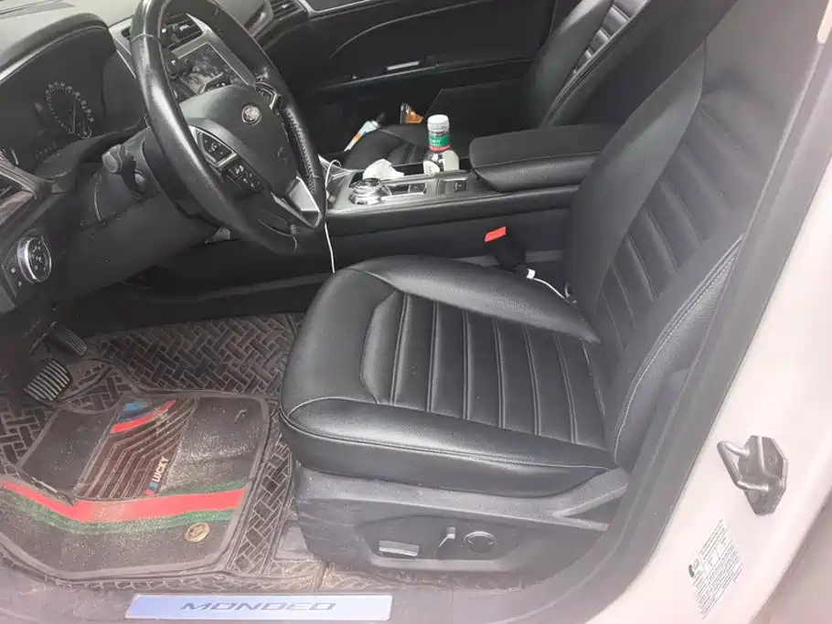 Ford Mondeo — миниатюра 9