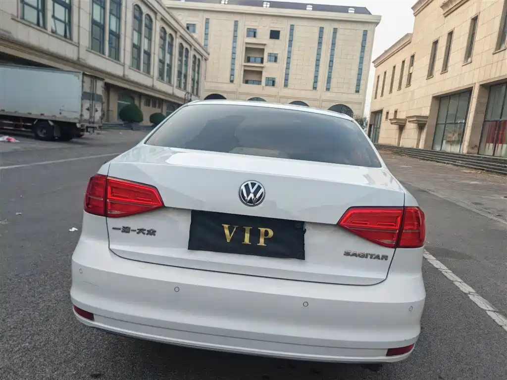 Volkswagen Sagitar — миниатюра 15