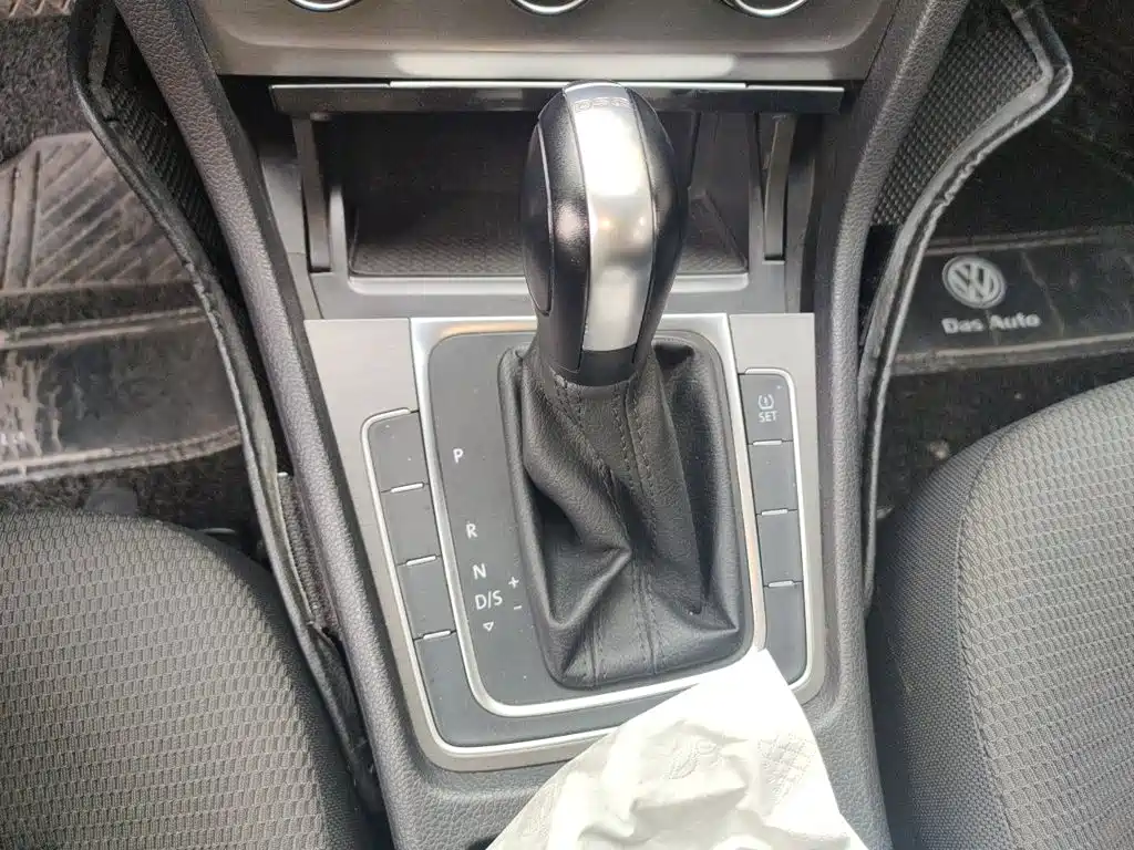 Volkswagen Golf — миниатюра 7
