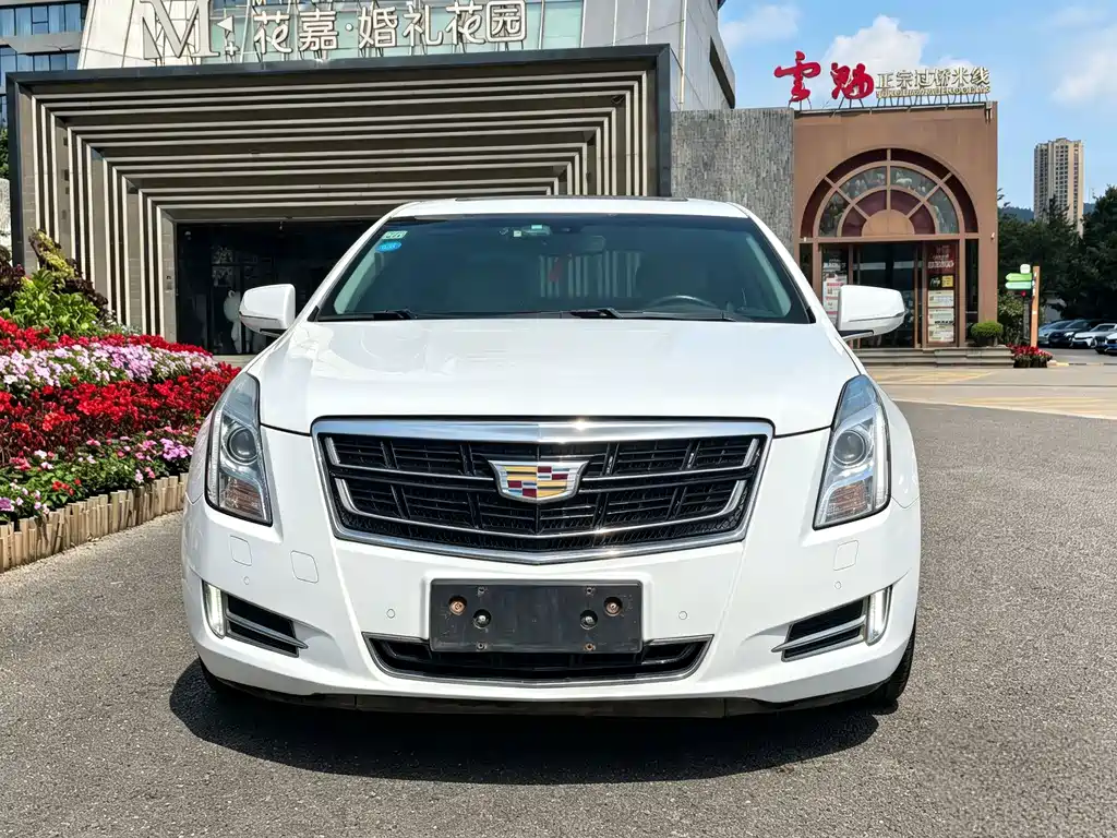Cadillac XTS — миниатюра 2