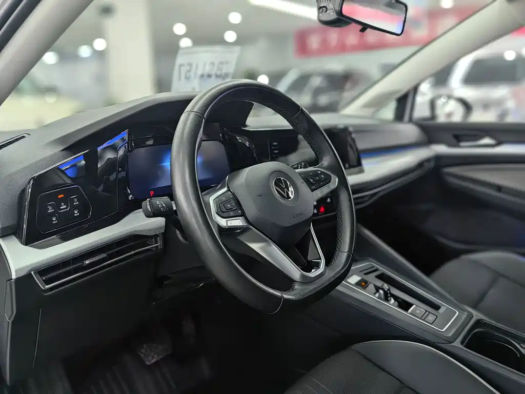Volkswagen Golf — миниатюра 9
