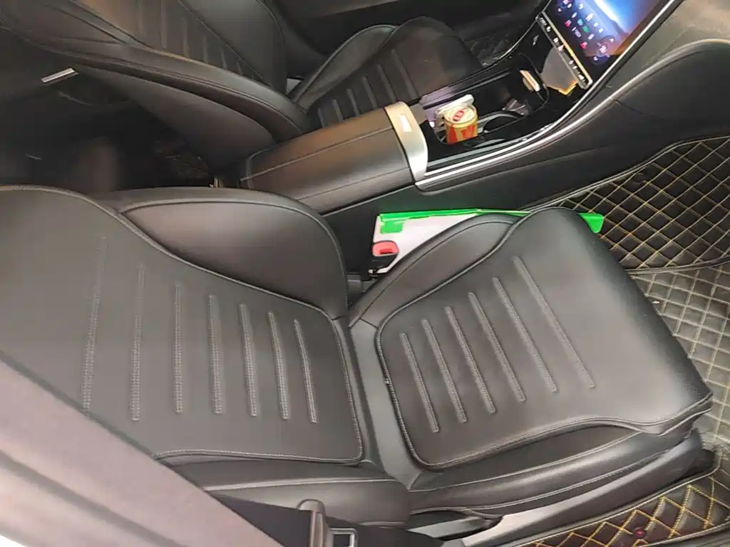 Mercedes-Benz C-Class — миниатюра 25