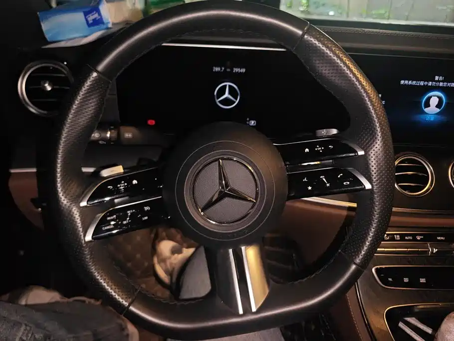 Mercedes-Benz E-Class (Import) — миниатюра 15