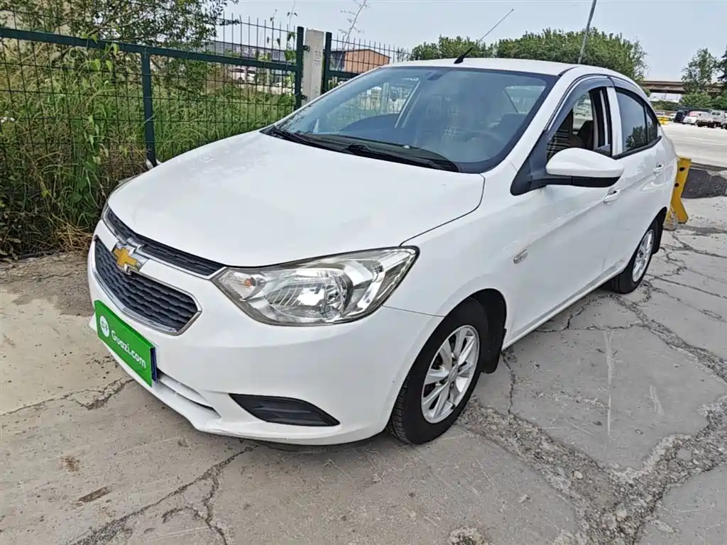 Chevrolet Sail 2015 3 1.3L AMT