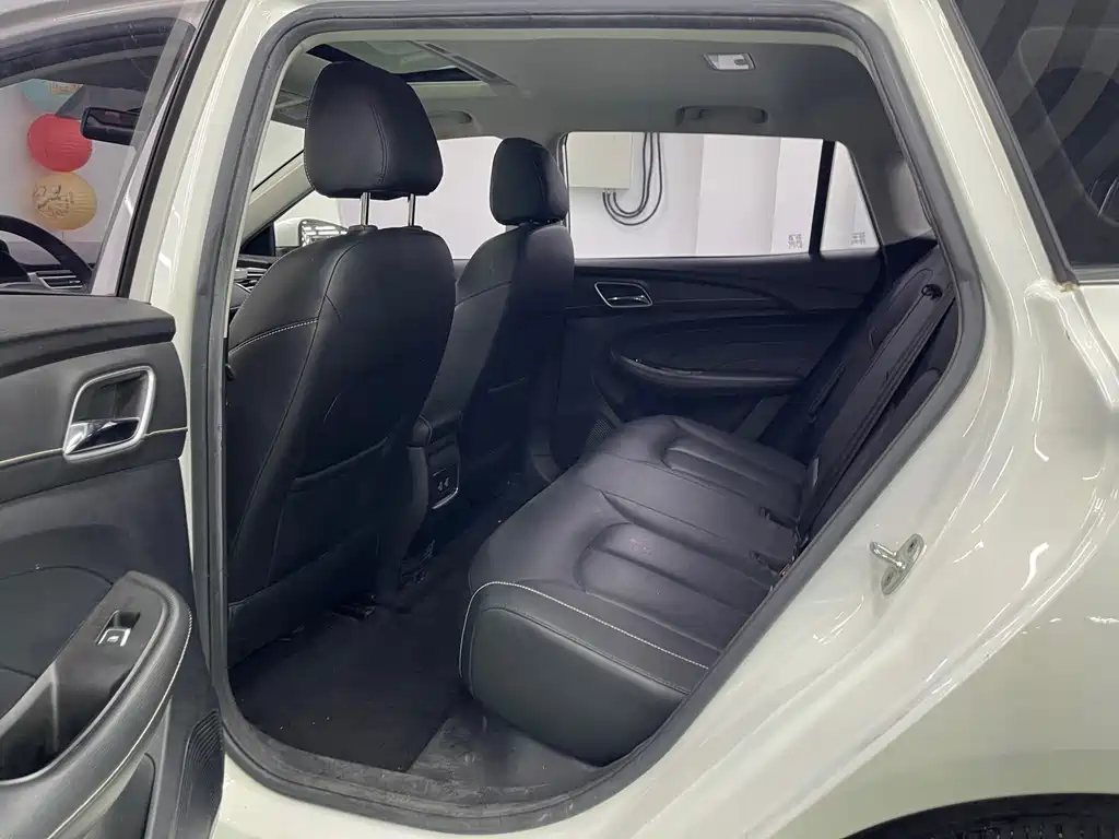 Roewe Ei5 — миниатюра 9