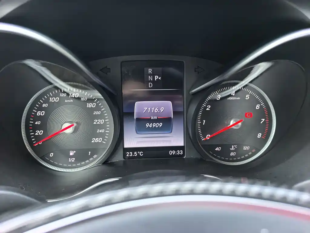 Mercedes-Benz C-Class — миниатюра 15