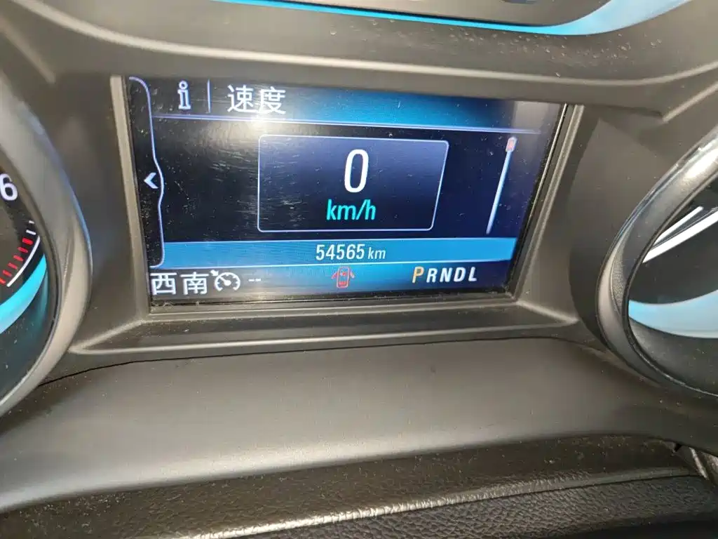 Buick Envision Plus — миниатюра 9