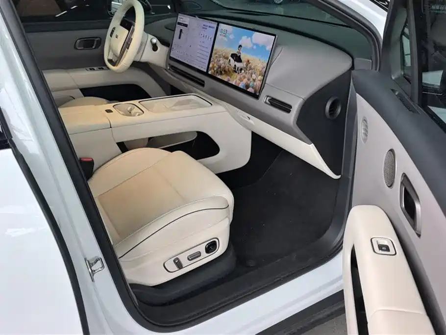 Li Auto i6 2025 Standard