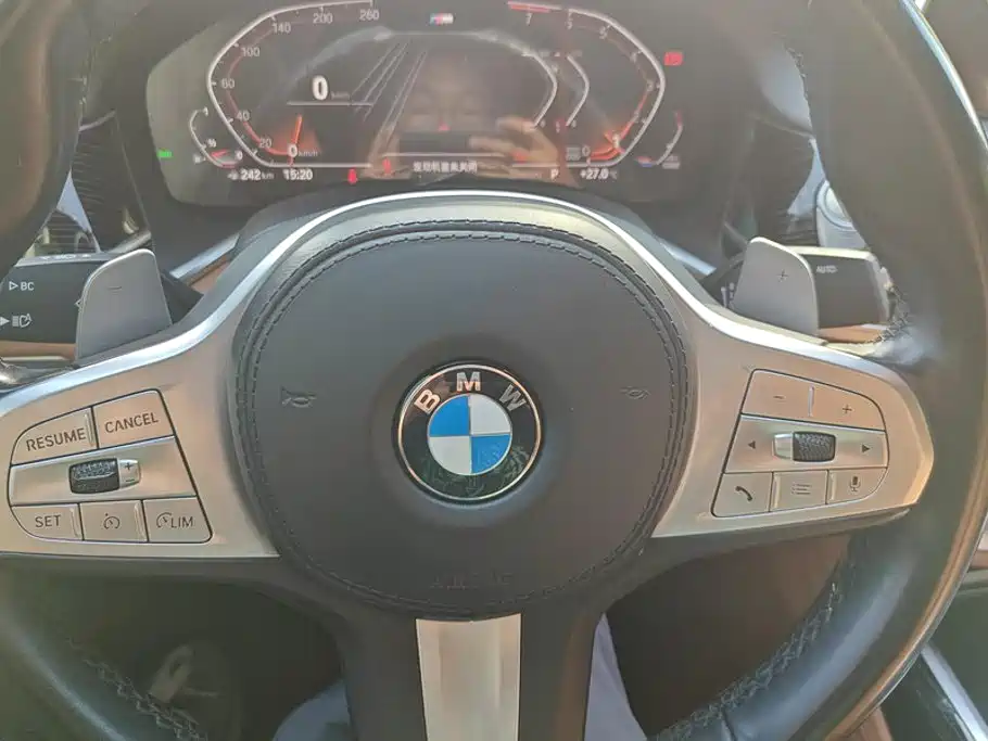 BMW 7 Series — миниатюра 15