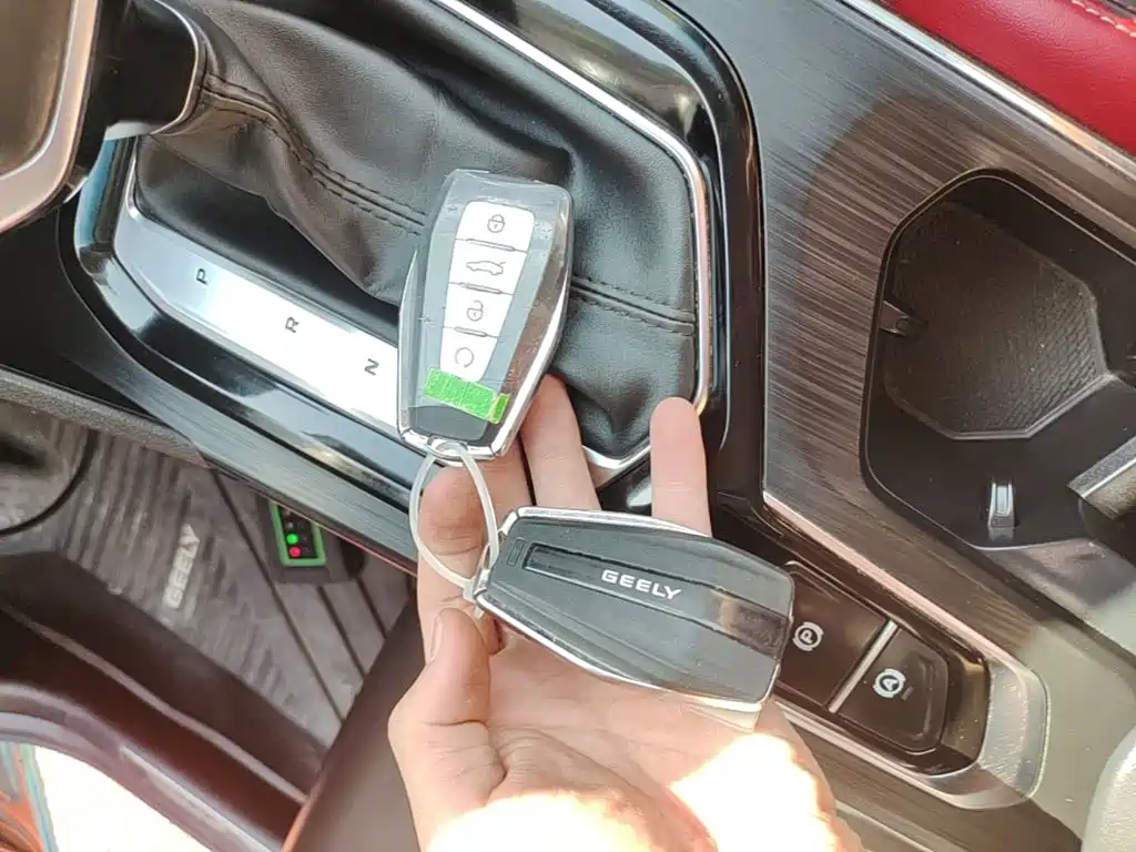 Geely Emgrand S — миниатюра 9
