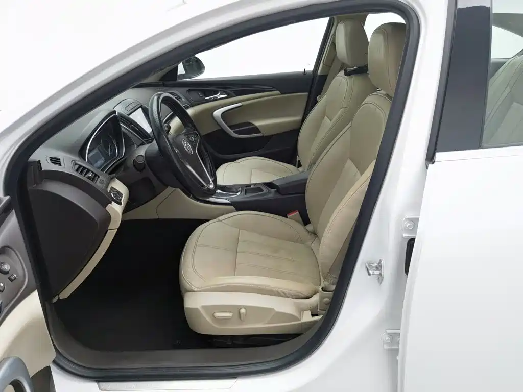 Buick Regal — миниатюра 10
