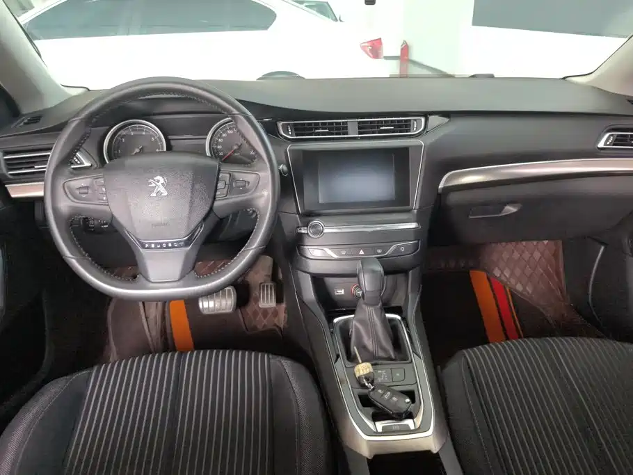 Peugeot 408 — миниатюра 12