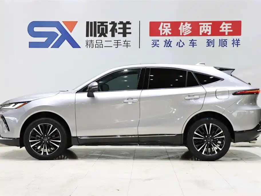 Toyota Venza 2022 2.0L CVT Luxury