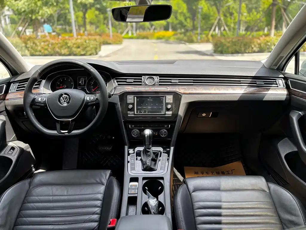 Volkswagen Magotan 2018 330TSI DSG Luxury