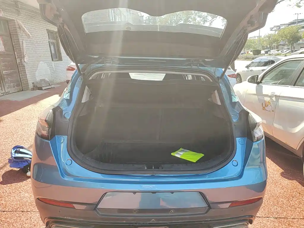 Geely Emgrand S — миниатюра 19
