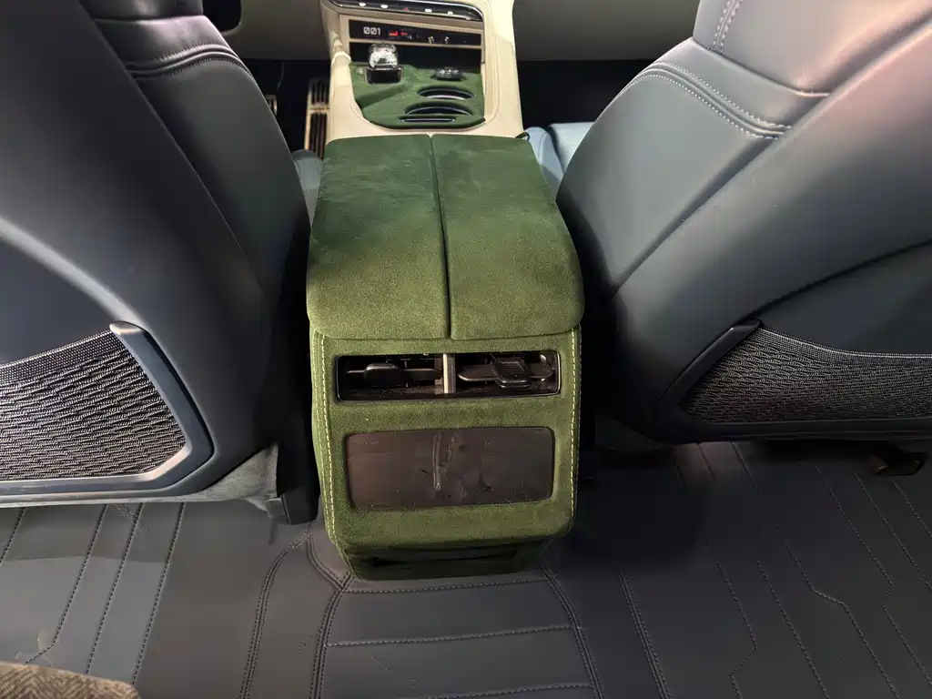 ZEEKR EXTREME KRYPTON 001