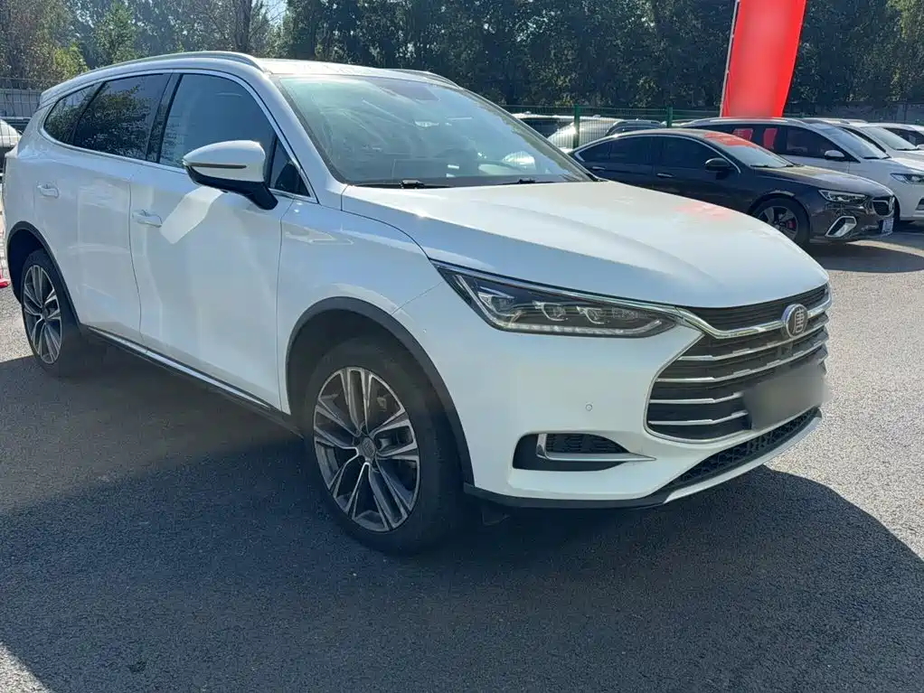 BYD Tang — миниатюра 8