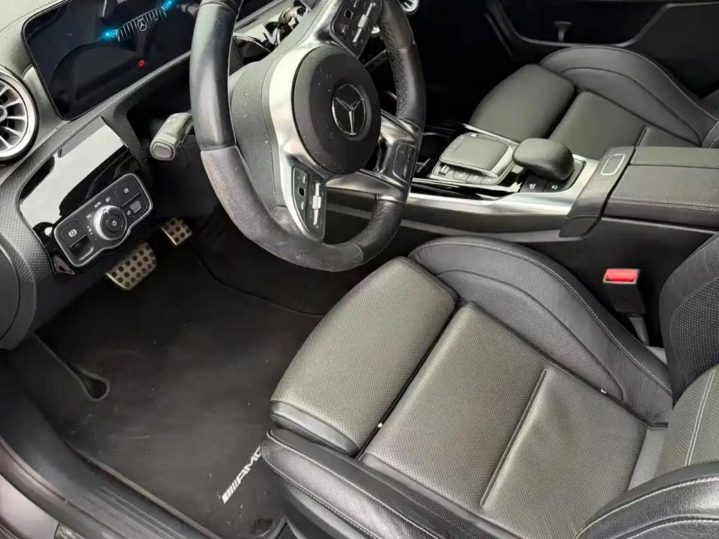 Mercedes-Benz CLA AMG — миниатюра 3