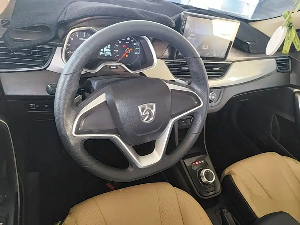 Baojun 310W — миниатюра 11