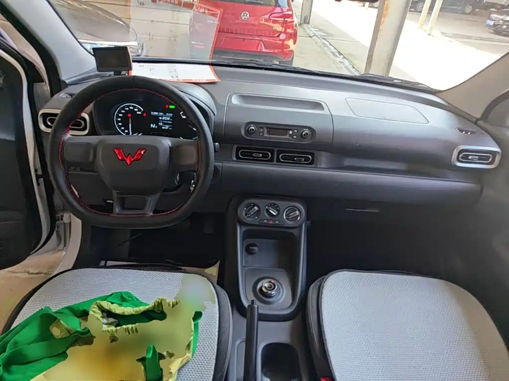 Wuling Hongguang EV — миниатюра 10