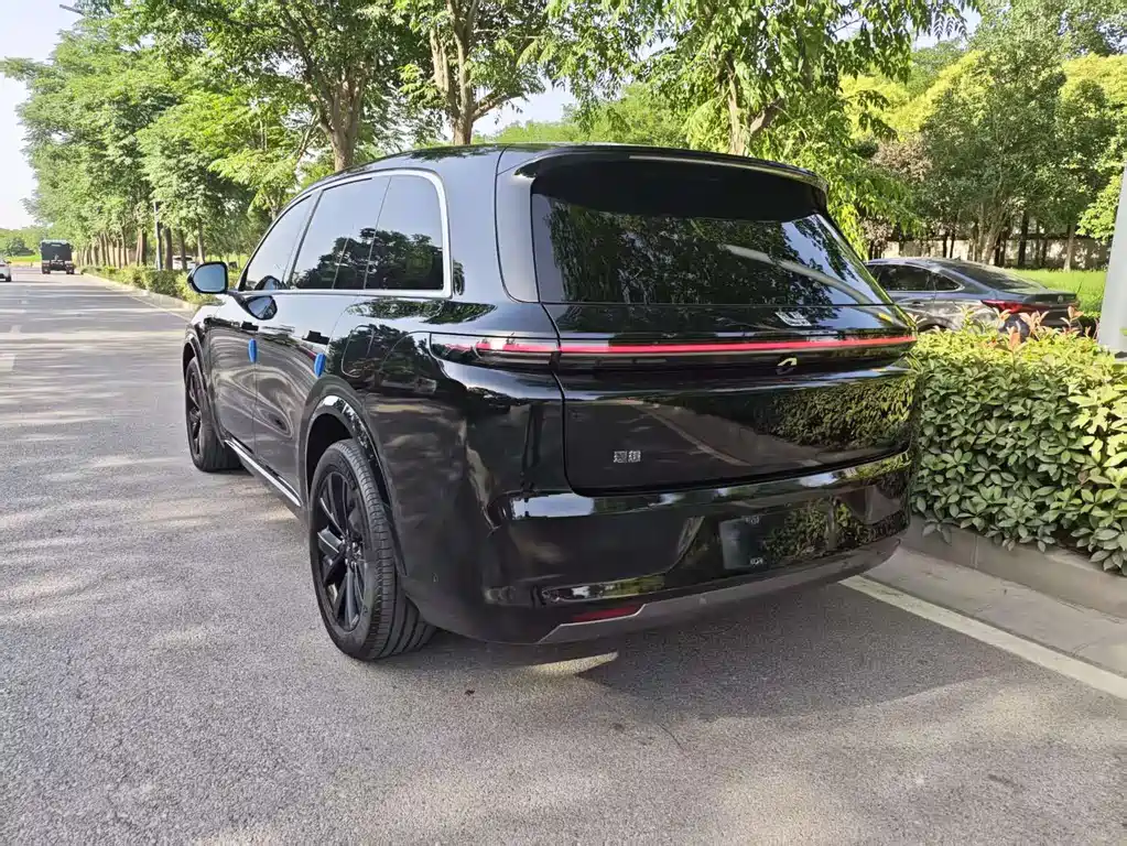 Li Auto L8 2023 Pro