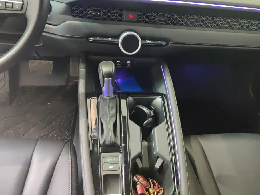 Honda Accord — миниатюра 16