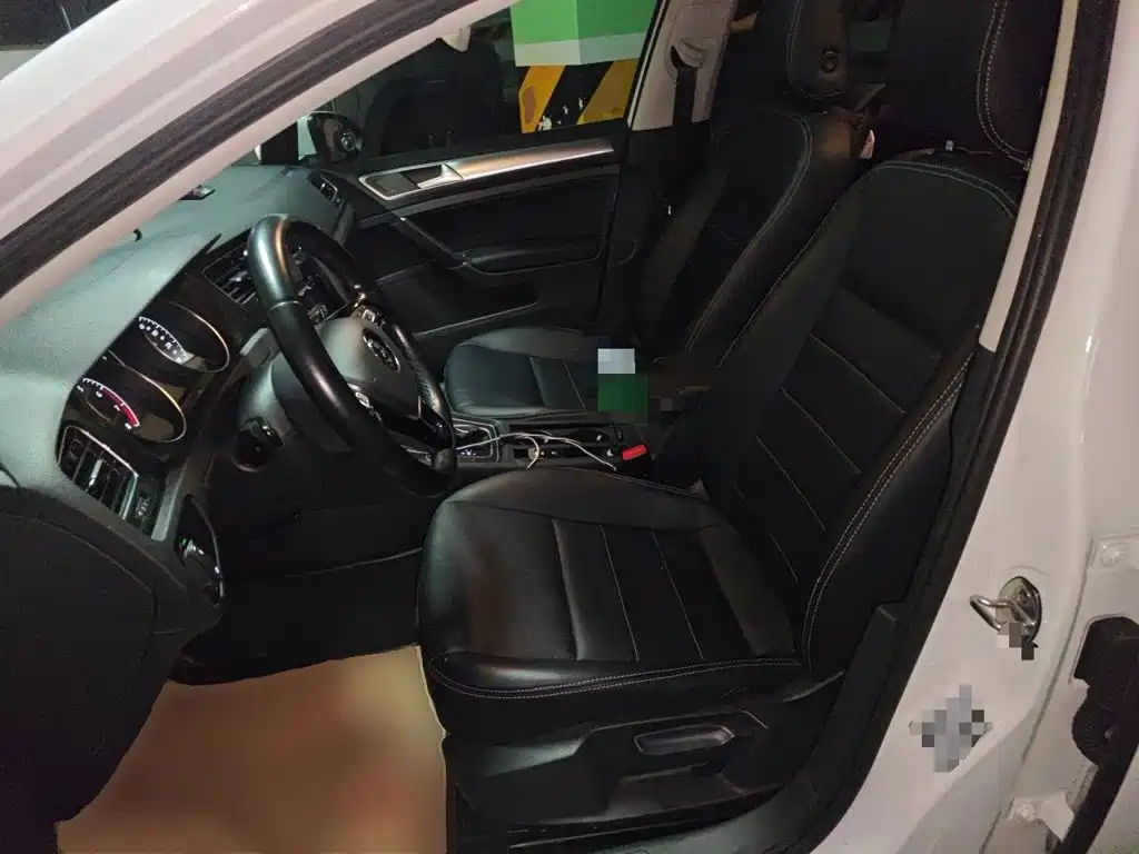Volkswagen Golf — миниатюра 11
