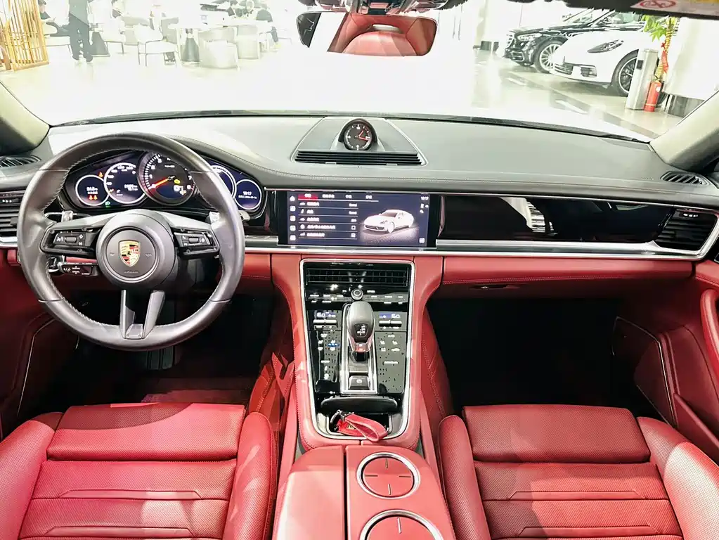 Porsche Panamera — миниатюра 5