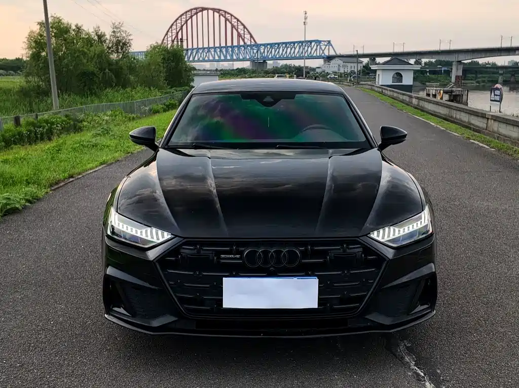 Audi A7L — миниатюра 2