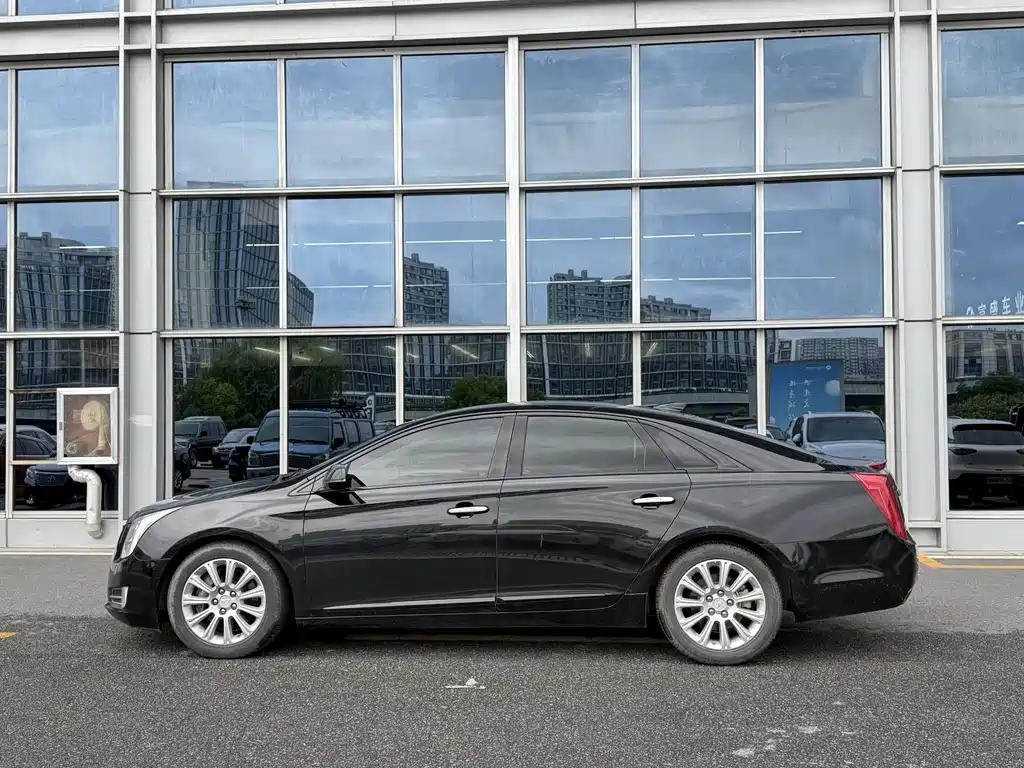 Cadillac XTS 2017 28T Luxury