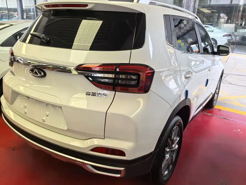 Chery Tiggo 5x HERO 1.5L CVT Luxury Edition, фото 6