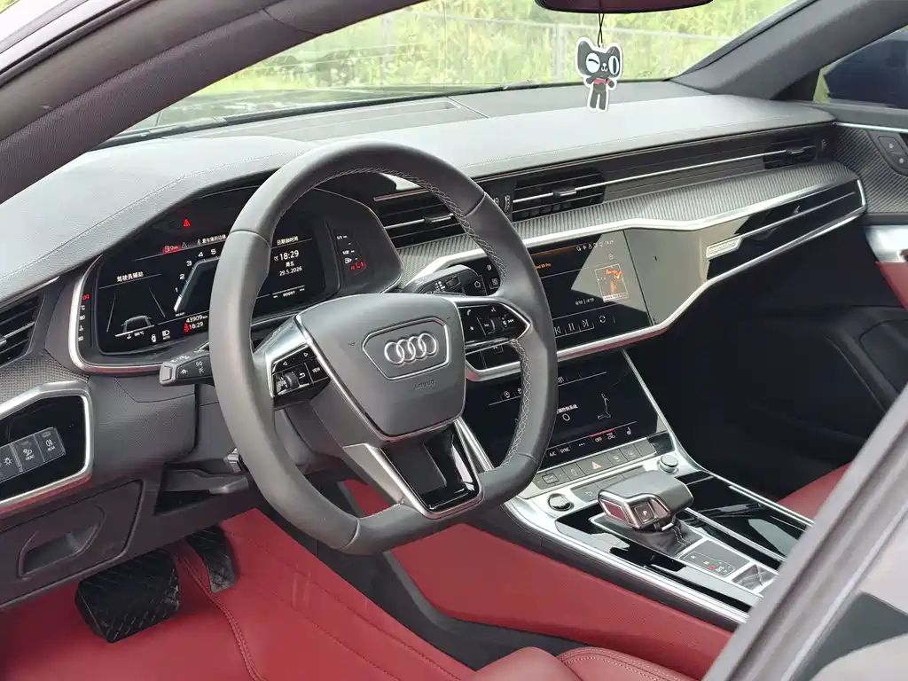 Audi A7L — миниатюра 5