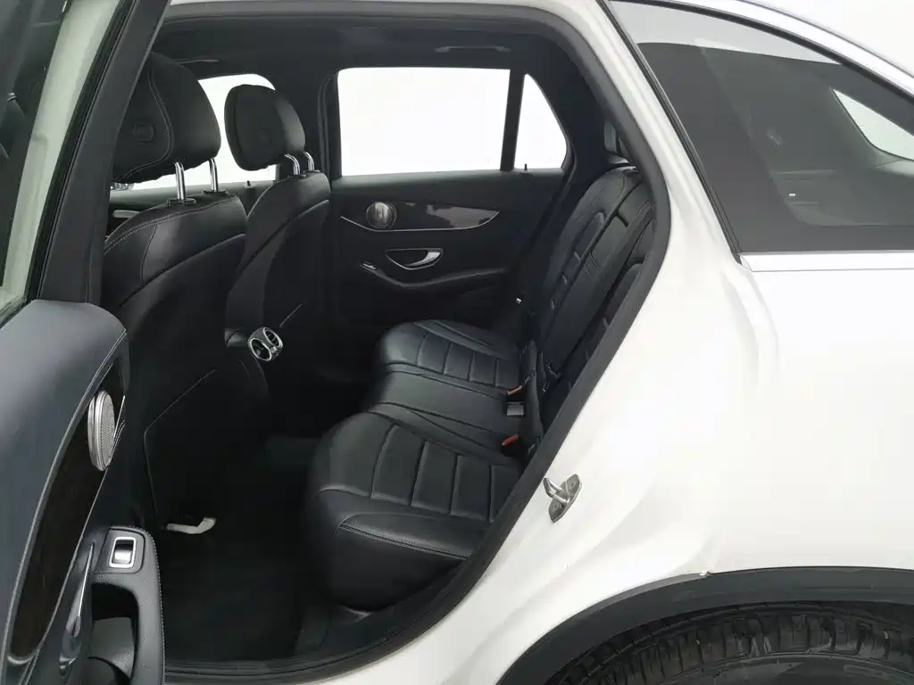 Mercedes-Benz GLC — миниатюра 15
