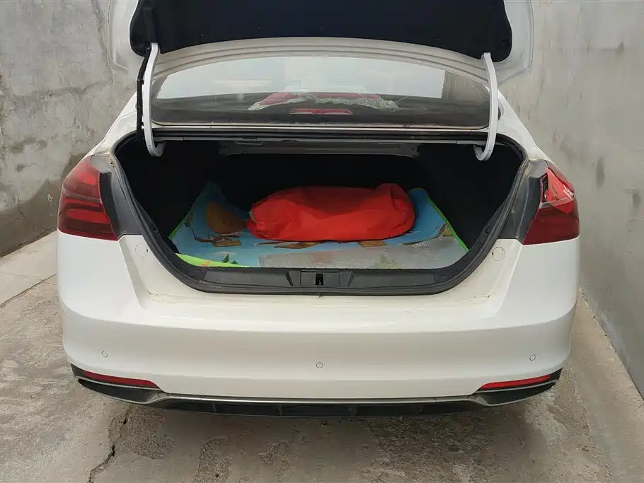 GEELY AUTOMOBILE EMGRAND