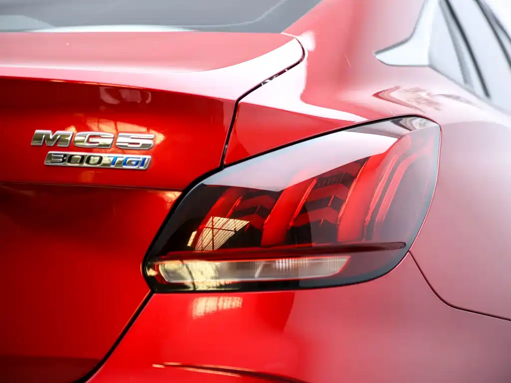 MG MG5 - фото 9