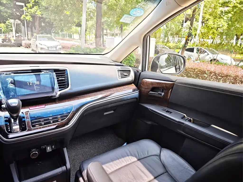 Honda Odyssey — миниатюра 9