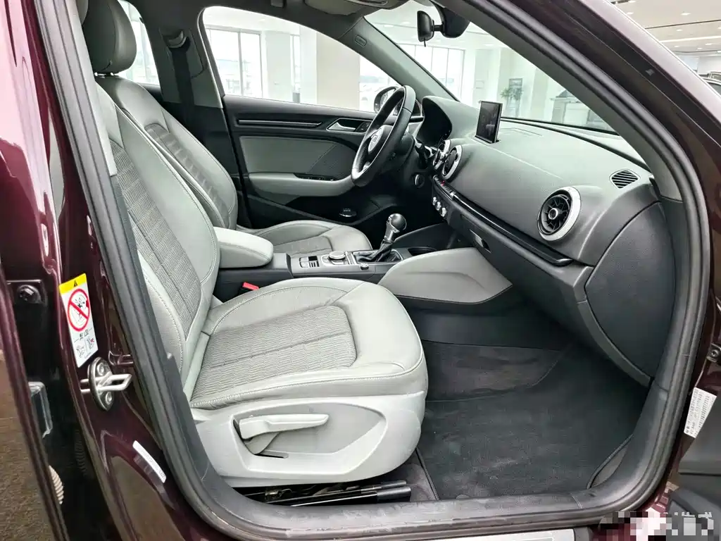 Audi A3 — миниатюра 10