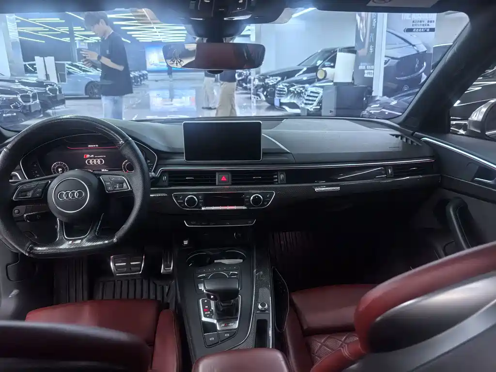 Audi S4 — миниатюра 9