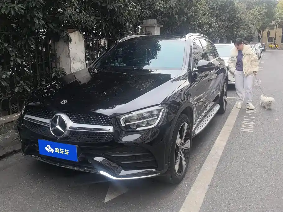 MERCEDES-BENZ GLC