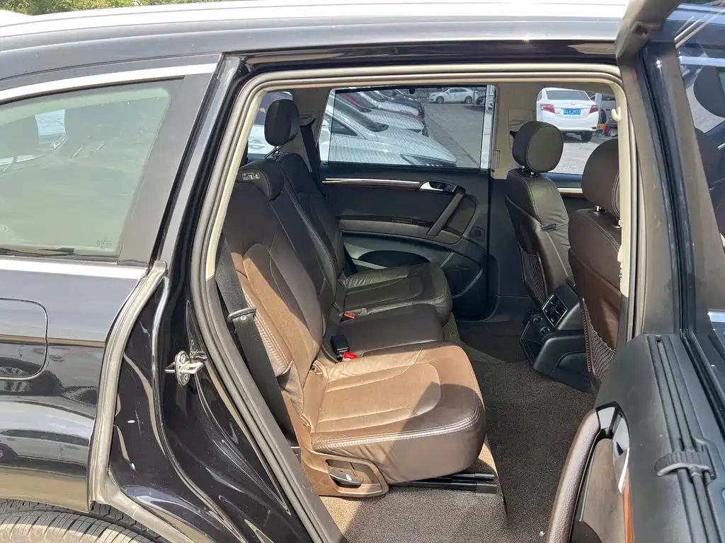 Audi Q7 — миниатюра 19