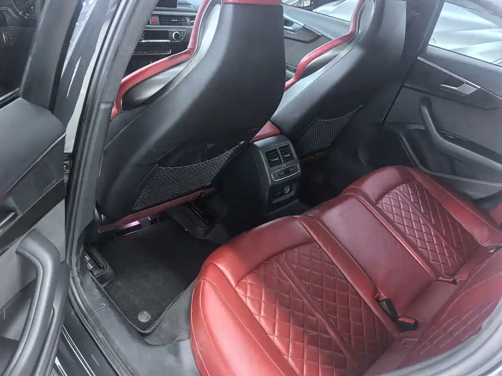 Audi S4 — миниатюра 6