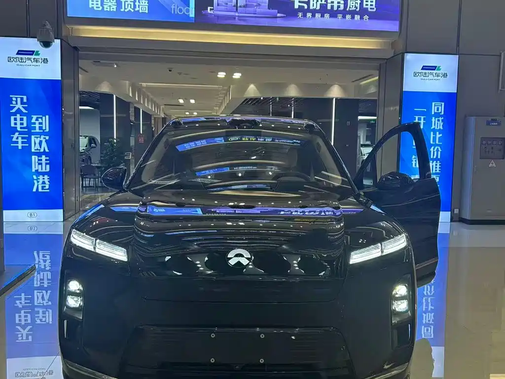 NIO ES8 2026 мест Executive Luxury