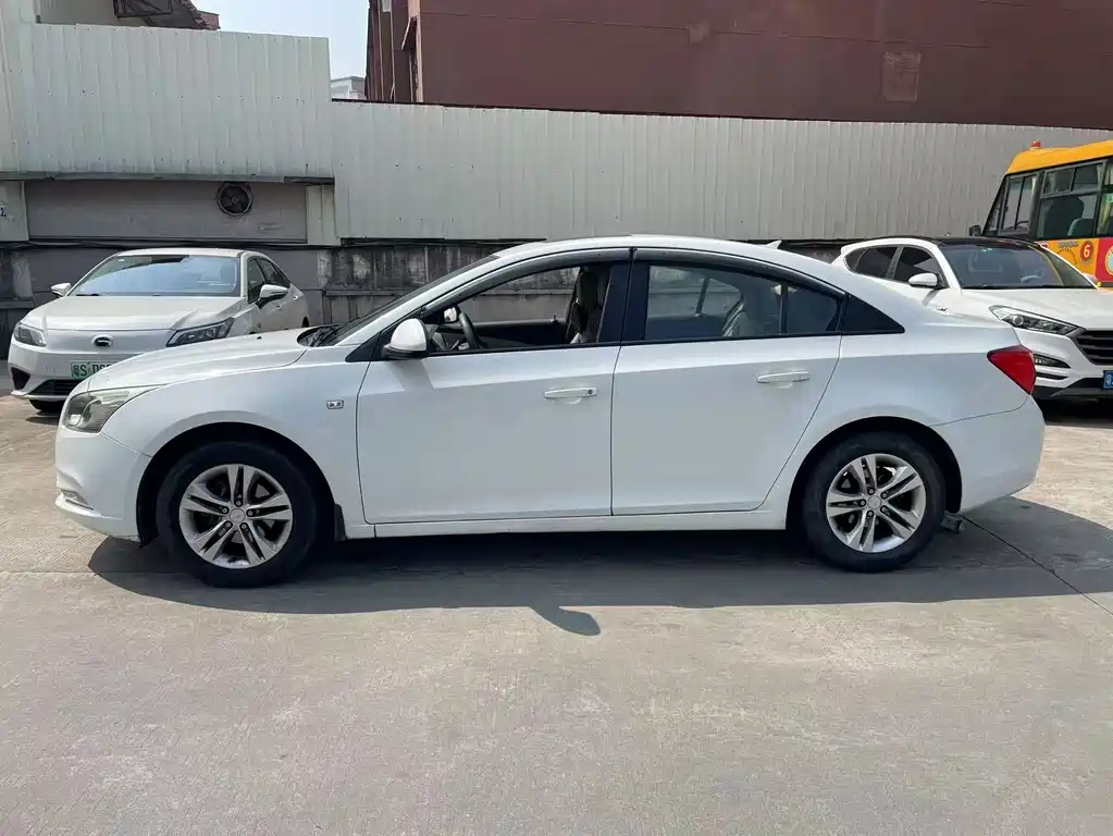 Chevrolet Cruze 1.5L Classic SE AT, фото 8