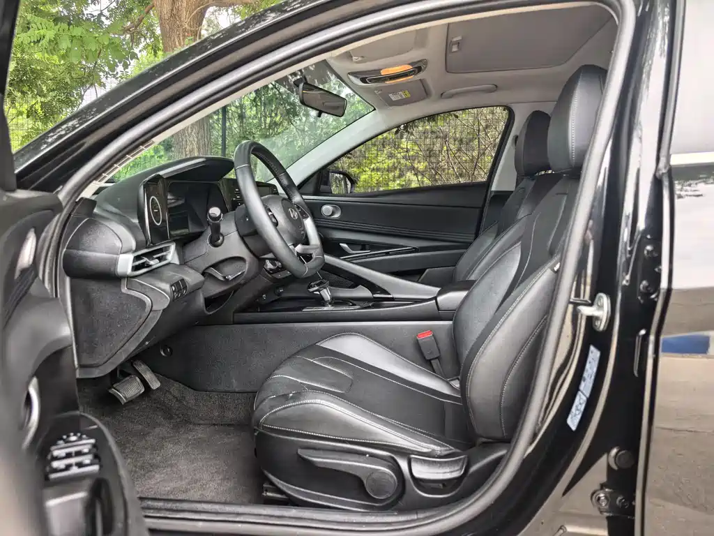 Hyundai Elantra 2023 1.5L CVT GLX Elite
