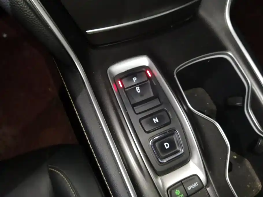 Honda Accord — миниатюра 16